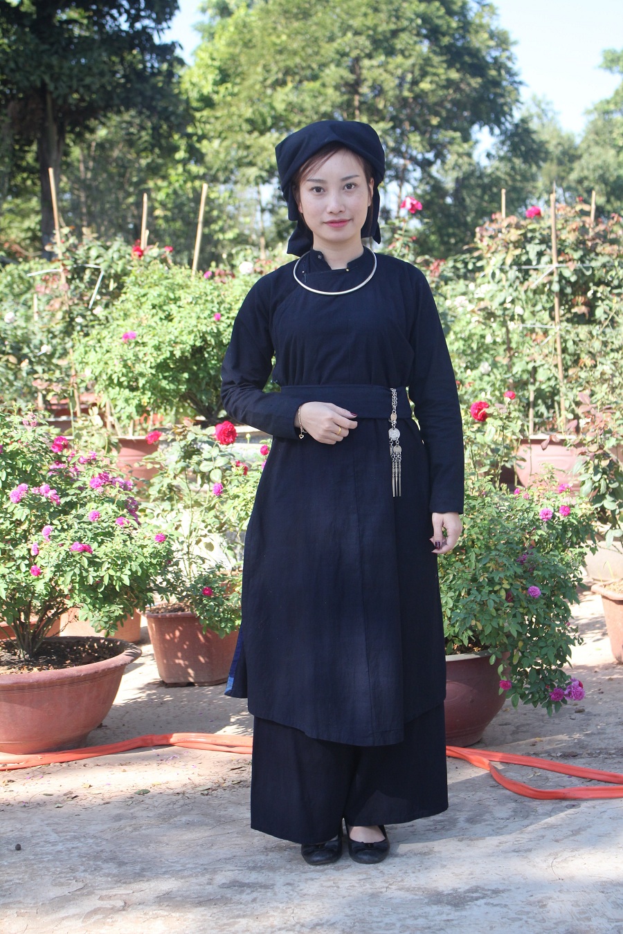 Nung women at the Dong Dang or Lang Son market