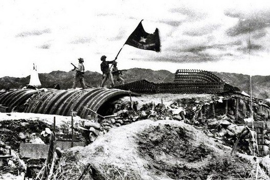 Historical photograph of the Vietnam War — bombing in the North or civilian evacuation